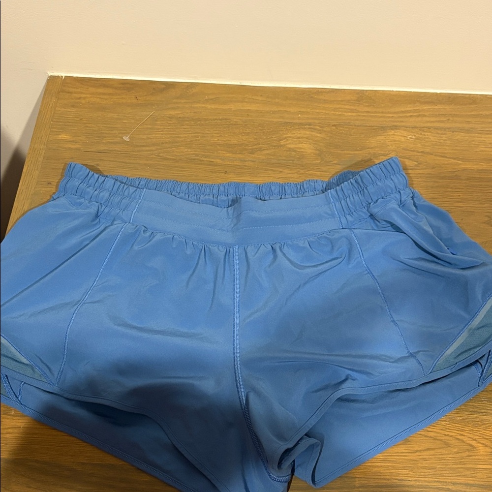Lululemon Hotty Hot 2.5 low rise size 14